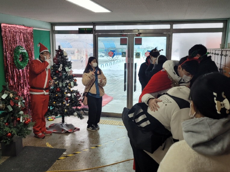 산타 우리학교 오셨네 사진